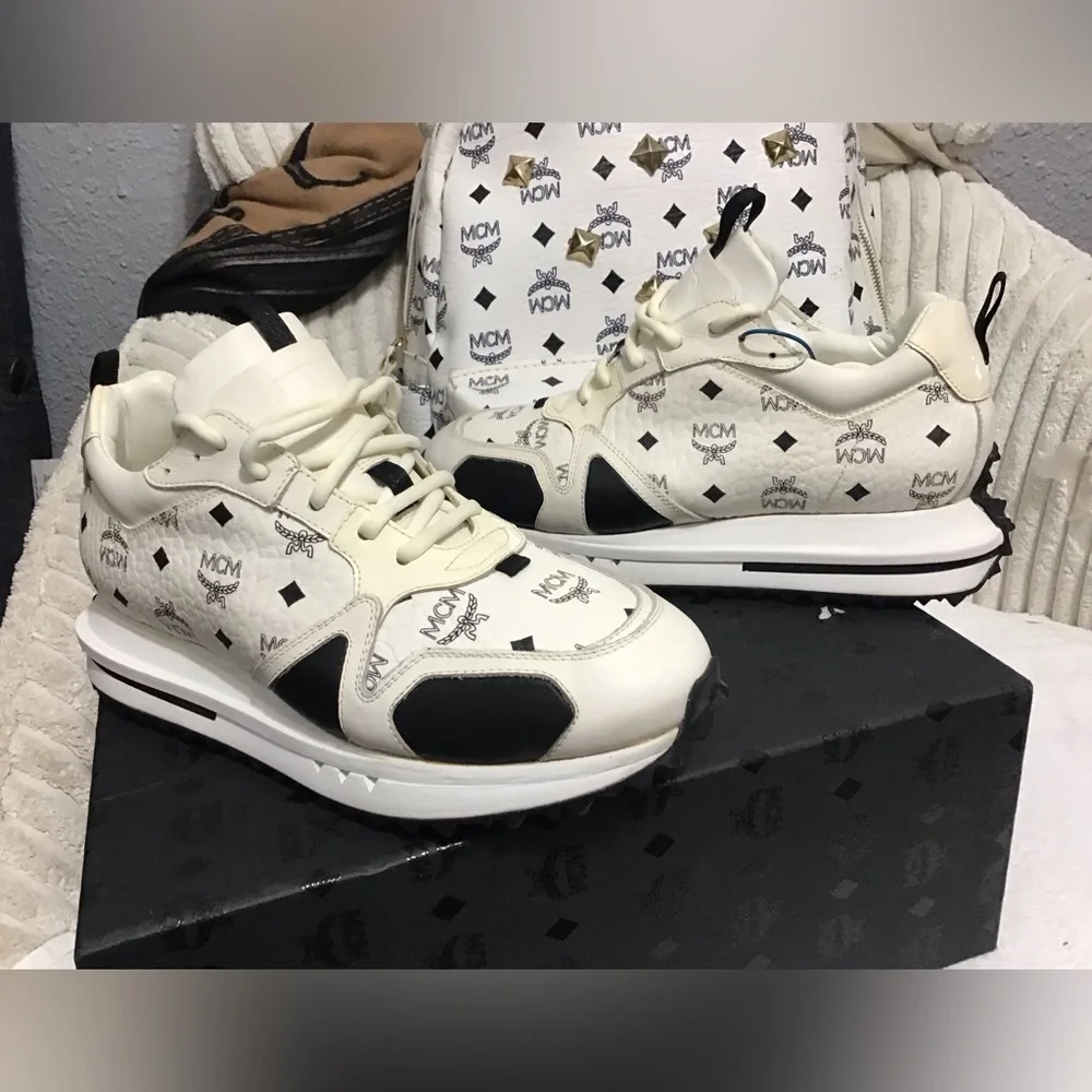 MCM Sneakers